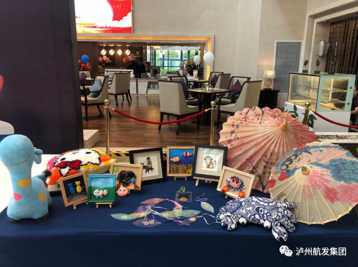 泸州首旅航发空港酒店开展手工艺品义卖活动(图3) 泸州首旅航发空港酒店开展手工艺品义卖活动(图3)